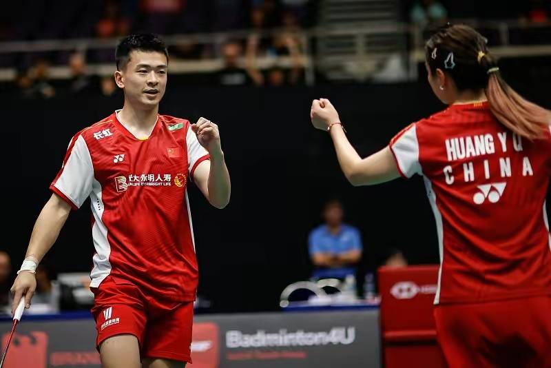 包含印度队完胜泰国队，郑思维高光表现的词条