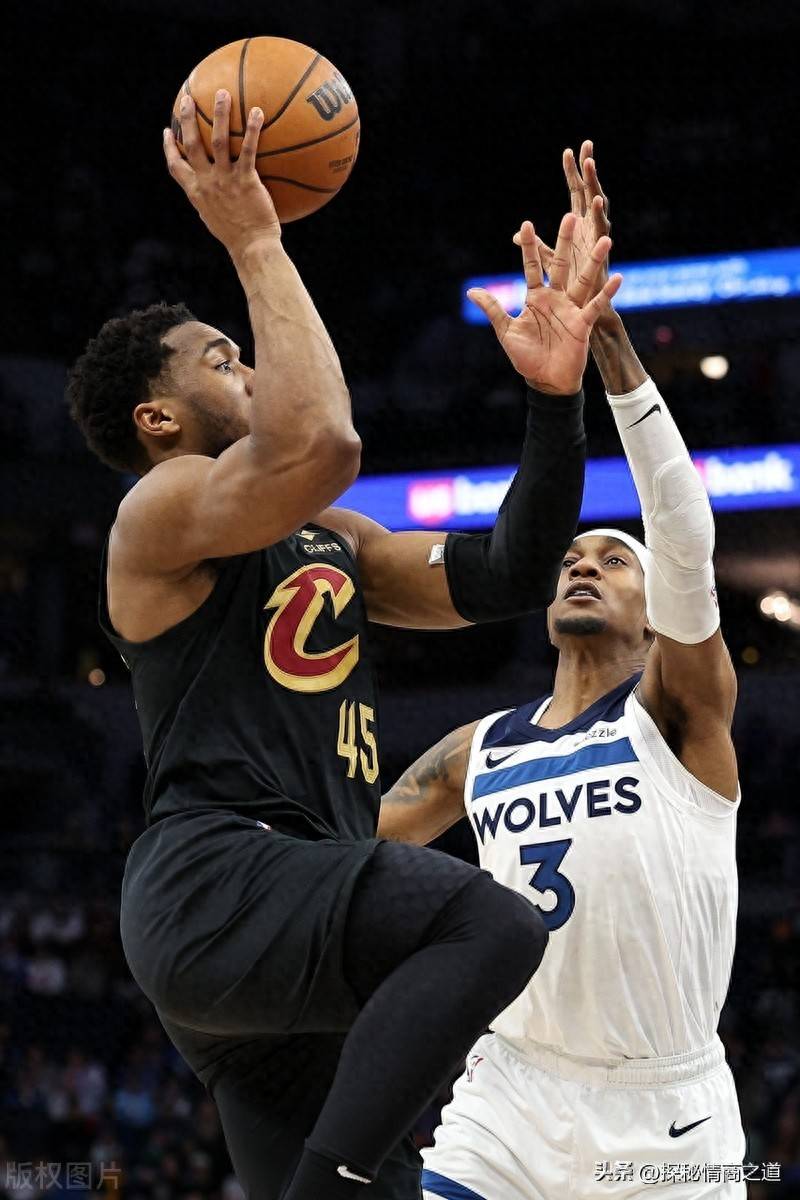 包含森林狼主场胜老鹰，卡尔-安东尼--唐斯火力全开的词条