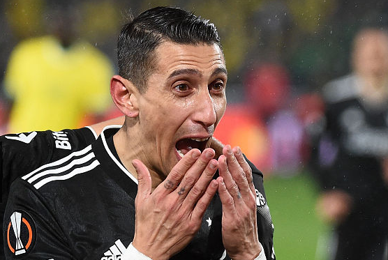 南特中场上演帽子戏法，助球队大胜的简单介绍