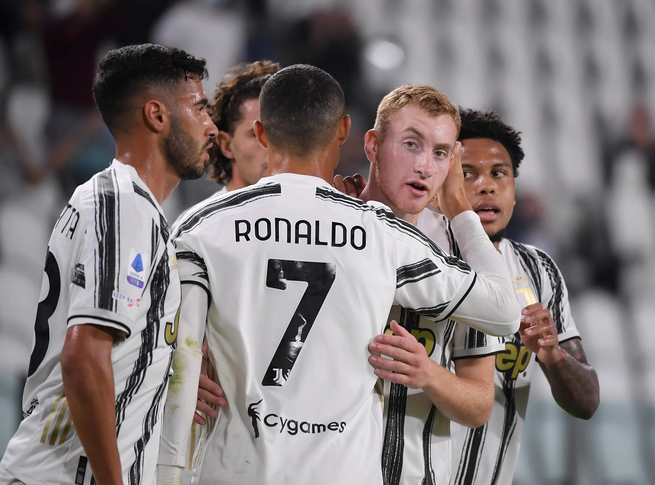 包含卡利亚里主场不敌对手，保级形势岌岌可危的词条