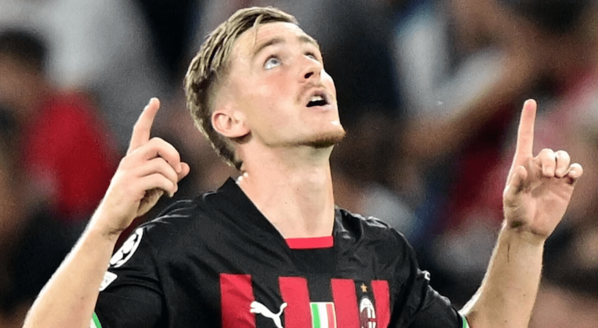 罗宾戈萨读秒进球，帮助AC米兰逼平热那亚的简单介绍