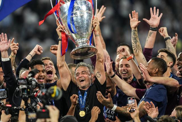 圣埃蒂安客场夺冠呼声高涨，法甲冠军赛悬念重重的简单介绍