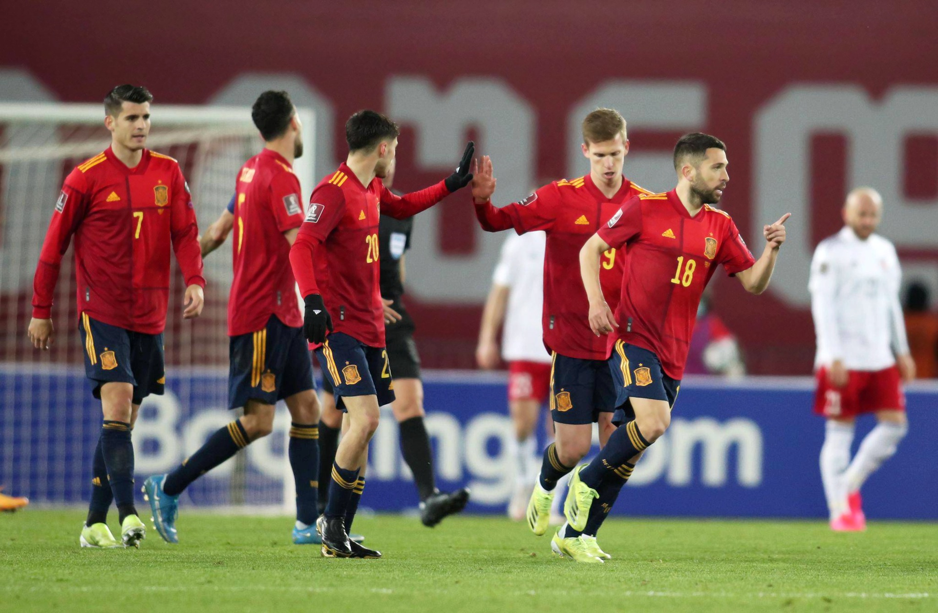 包含意大利国家队备战欧洲杯，冲刺决赛荣耀的词条