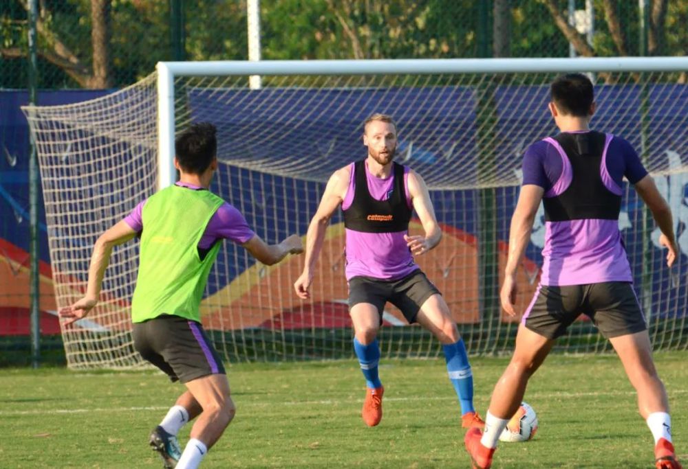 富力夺取关键三分,对阵重庆力图逆袭的简单介绍 富力夺取关键三分,对阵重庆力图逆袭的简单介绍