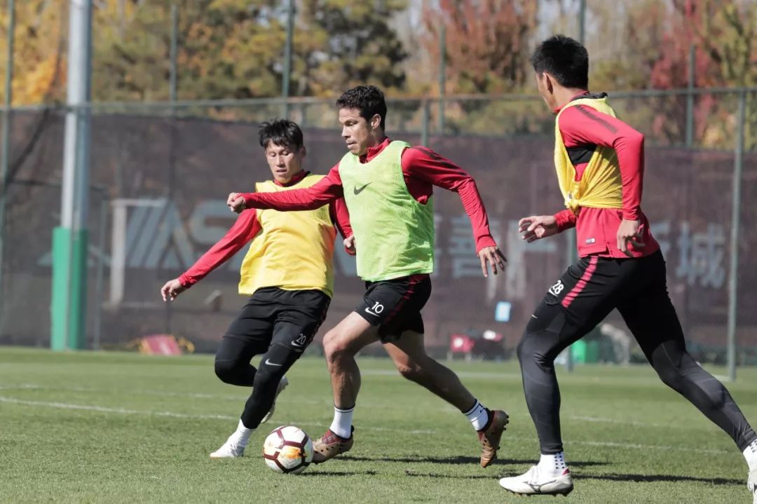 河北华夏幸福换帅后状态回升