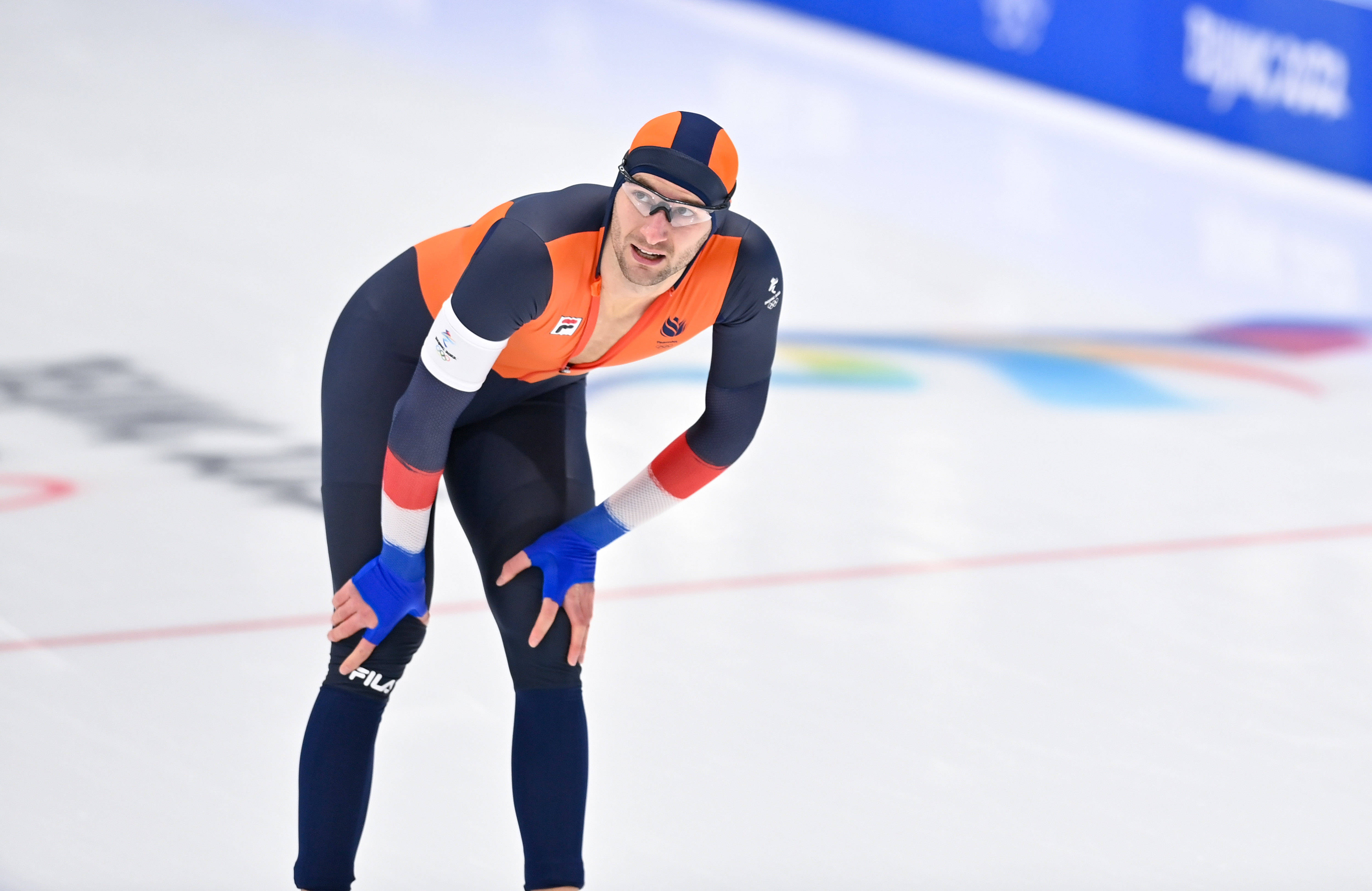 荷兰滑冰选手创造新纪录打破历史