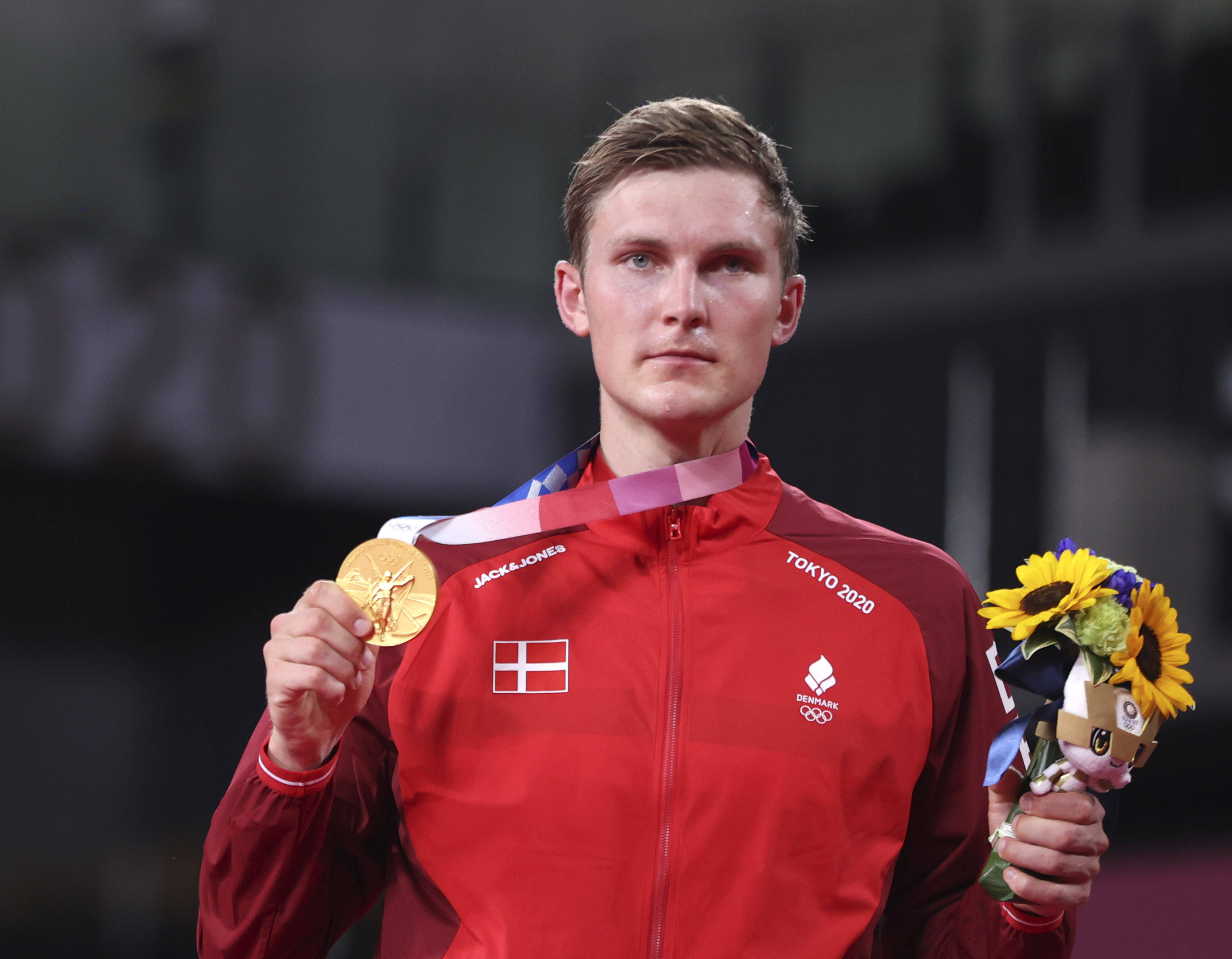 关于印尼羽毛球队翻盘英格兰羽毛球队，安赛龙高光表现的信息