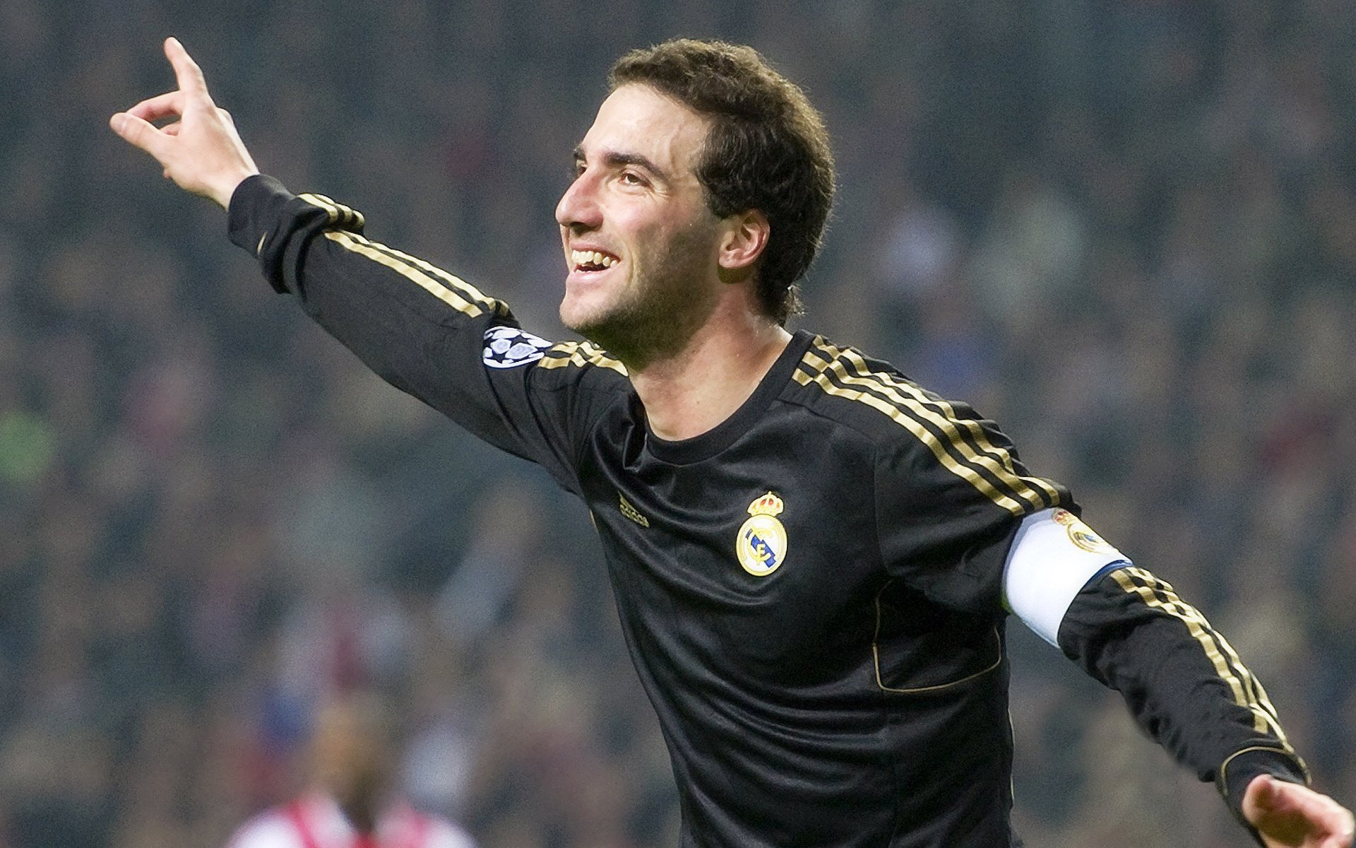 双线奇迹,克罗地亚黄金一代终破荷兰,罗德里戈F1揭幕战上演接管艺术