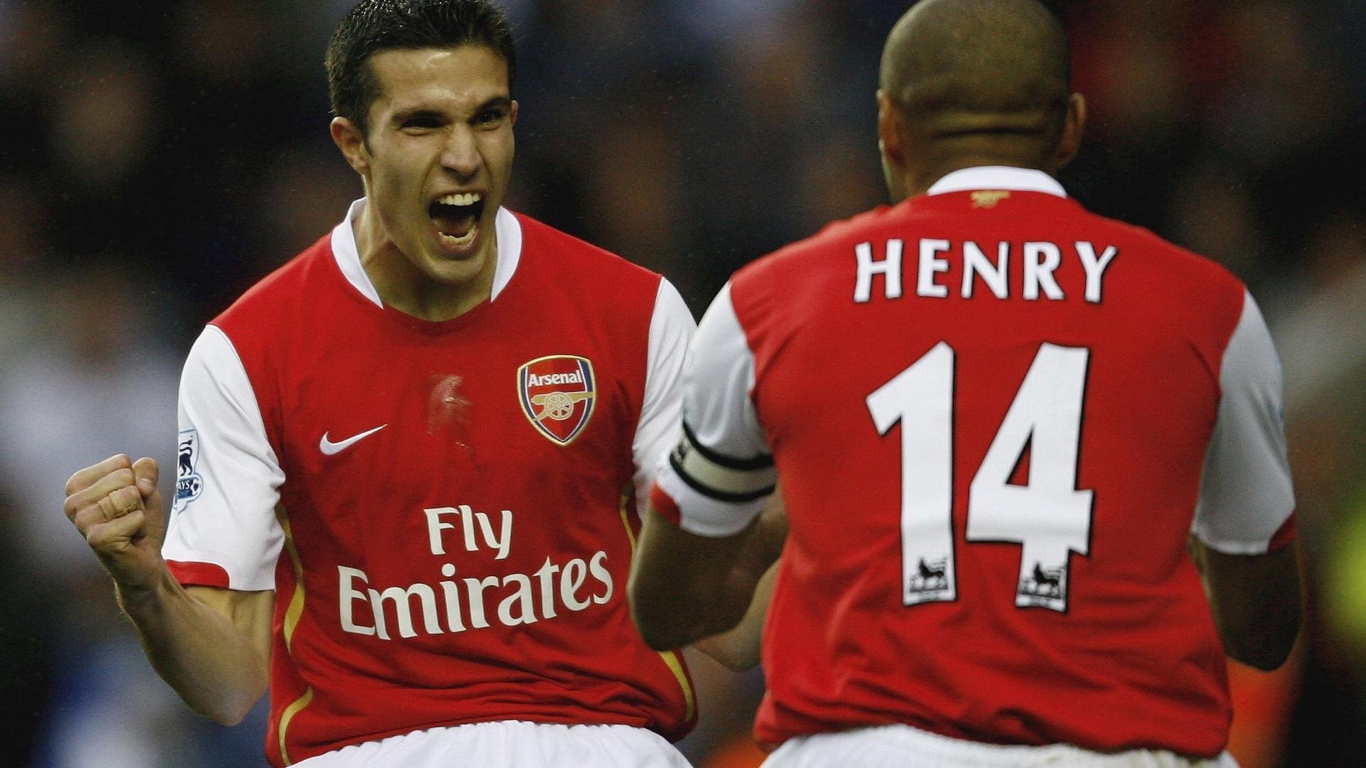 当太阳在篮球场险胜，英格拉姆在欧冠决赛接管—跨界竞技中的唯一性光芒